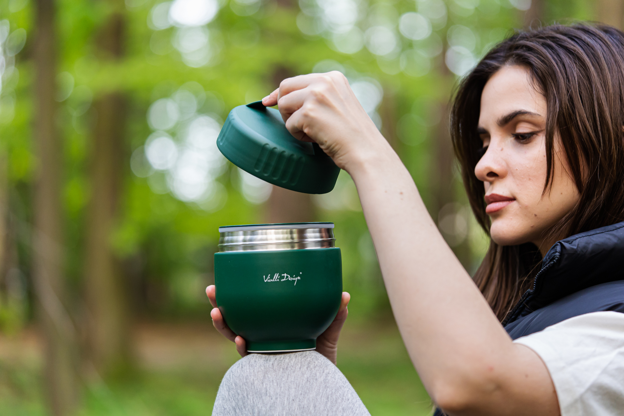 Termos z pojemnikiem i łyżką 680 ml zielony - obrazek 7