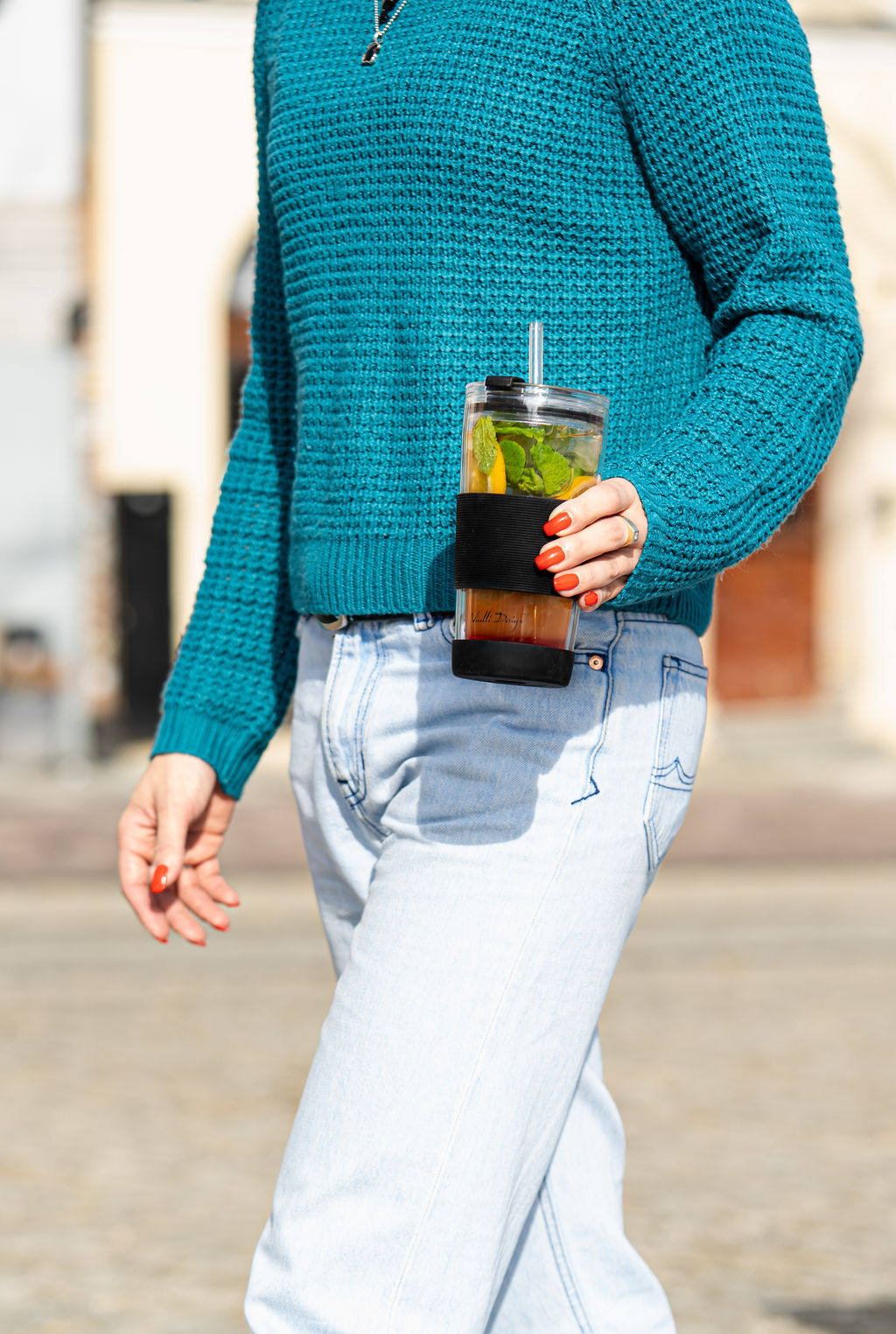 KUBEK TERMICZNY SZKLANY ZE SŁOMKĄ 600 ML czarny - obrazek 5